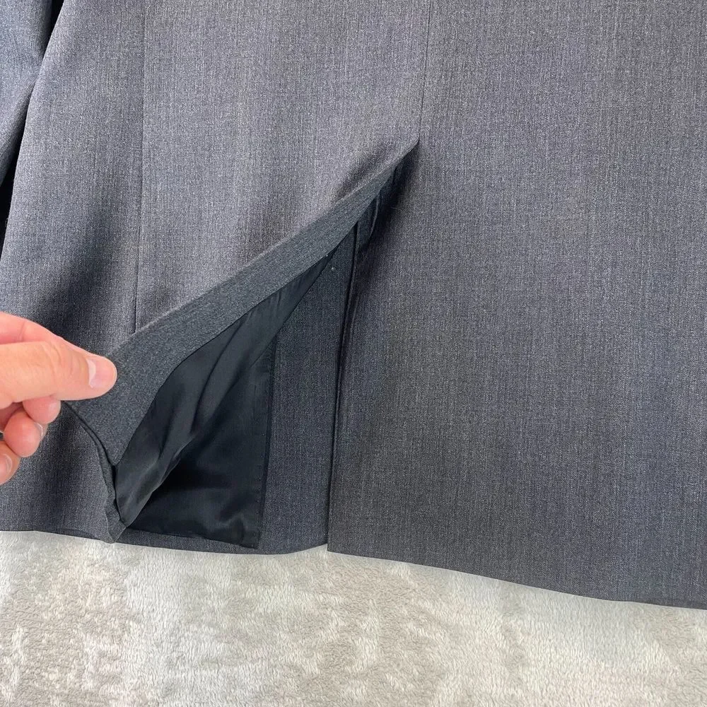 BANANA REPUBLIC Blazer Sport Coat Mens 44R‎ Gray Wool Three Button Jacket Modern